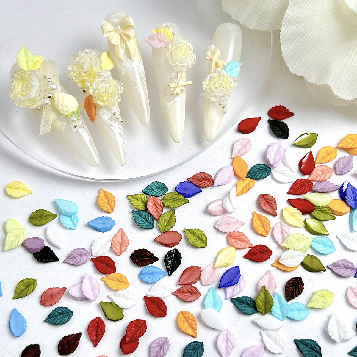Resin Art Phone Case - 60 STKS Minimalistische Lichtgevende Gesimuleerde Blad
